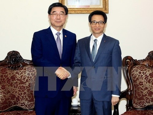 Vietnam and RoK step up labor cooperation - ảnh 1